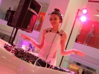 holt-renfrew-at-fashion-week-party-27