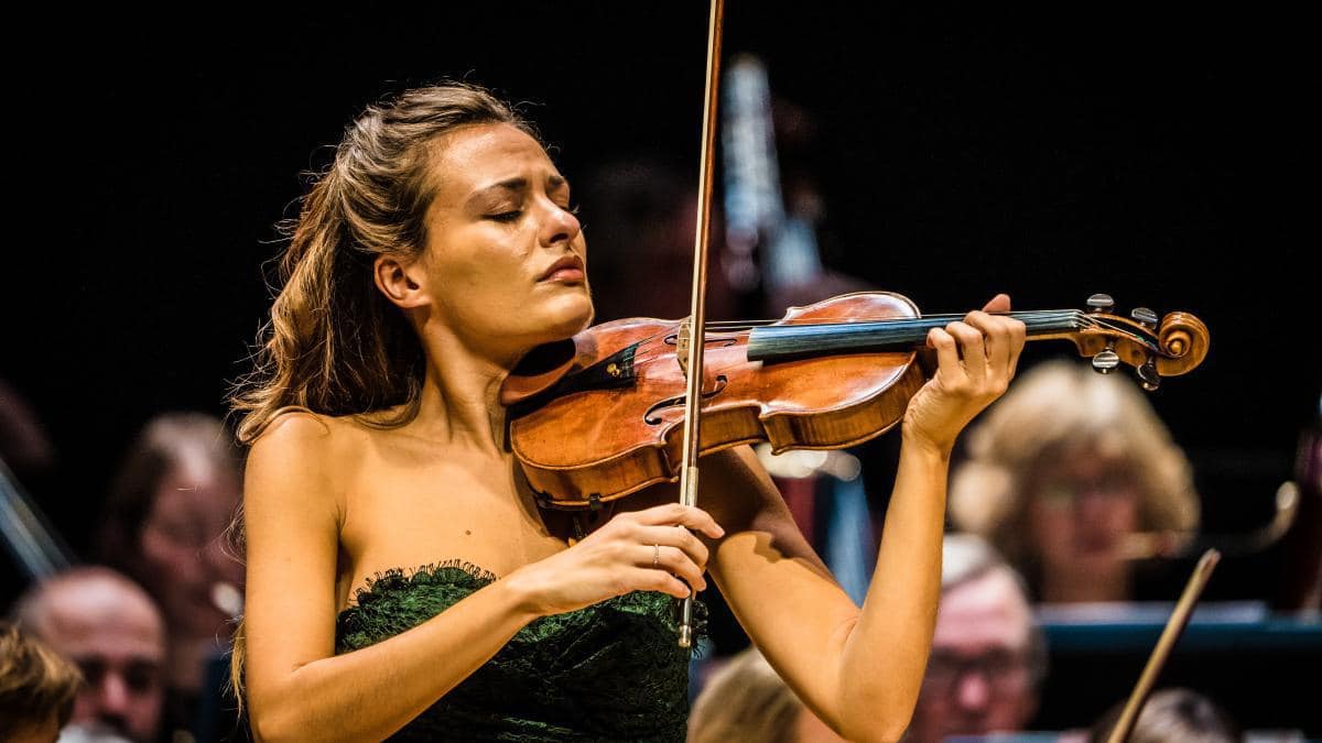 Don't Miss Nicola Benedetti With The TSO (Use Our Promo Code!)